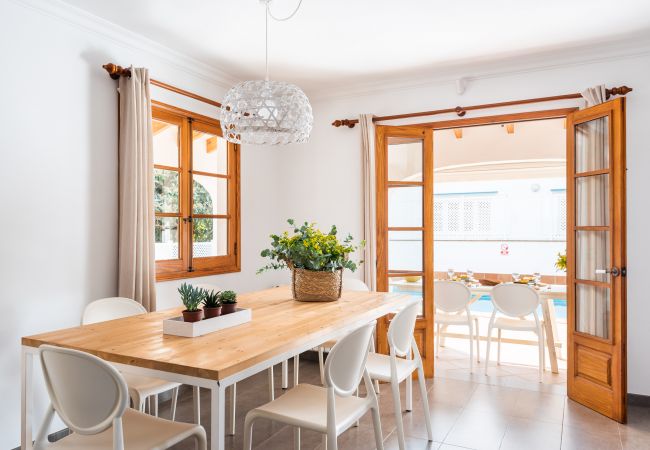 Villa à Cala´n Blanes - Menorca Elena Mar Villa à Cala´n Blanes - Menorca Elena Mar