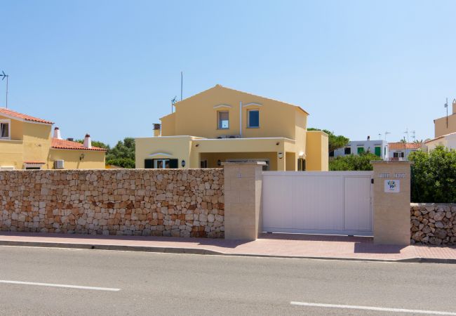 Villa à Cala´n Bosch - Menorca Urano