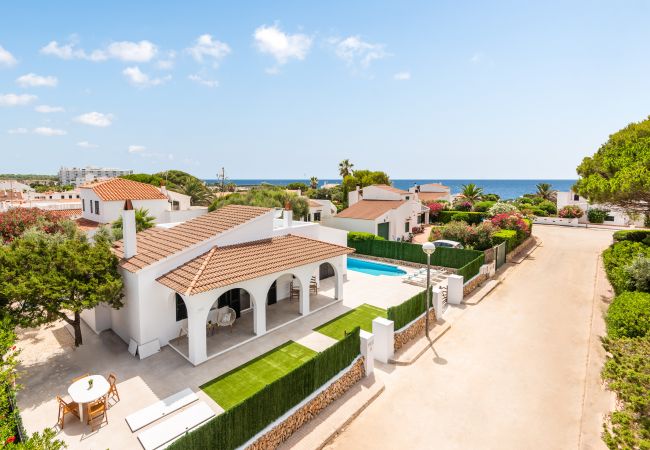 Villa à Cala´n Bosch - Menorca ROCAS