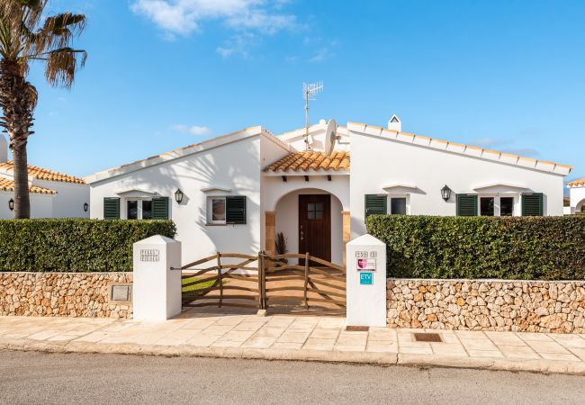 Villa à Cap d´Artruix - Menorca Fucsia