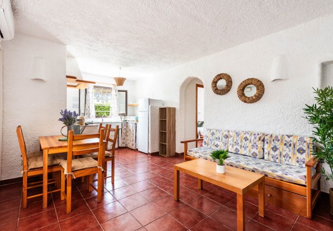 Appartement à Cala Blanca - Apartamentos  MONSINES 11 A Appartement à Cala Blanca - Apartamentos  MONSINES 11 A