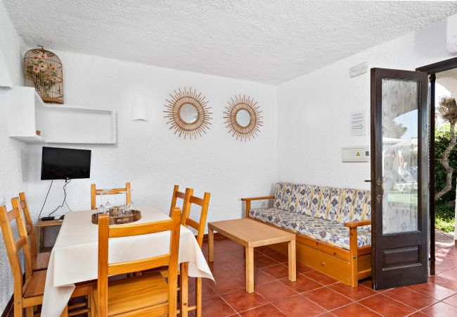 Appartement à Cala Blanca - Apartamentos MONSINES 13 C Appartement à Cala Blanca - Apartamentos MONSINES 13 C